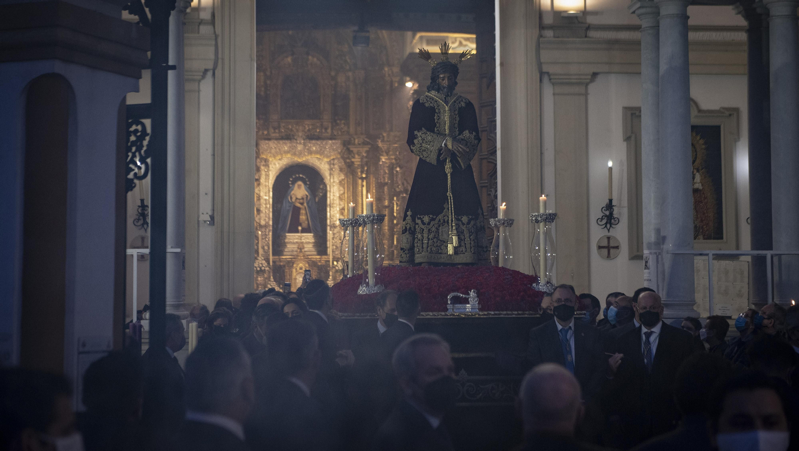 El Vía Crucis de Nuestro Padre Jesús de la Sentencia, en imágenes