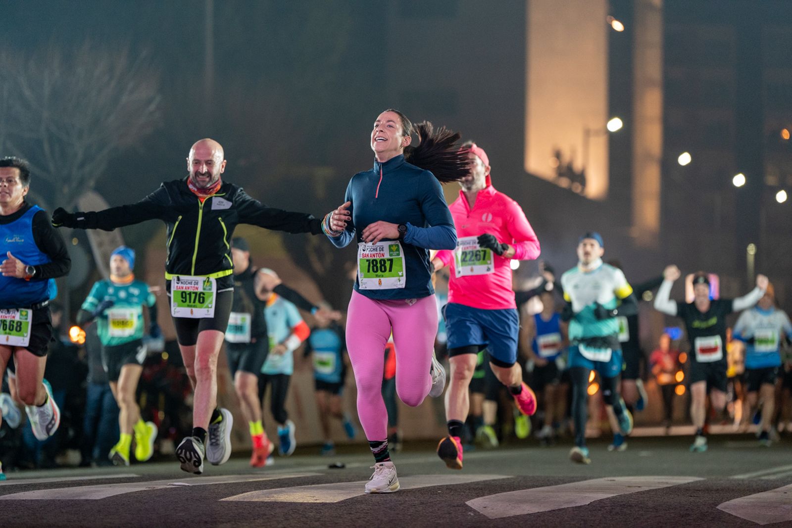 En imágenes: búscate en tu llegada a meta de la Carrera de San Antón 2026 (8)