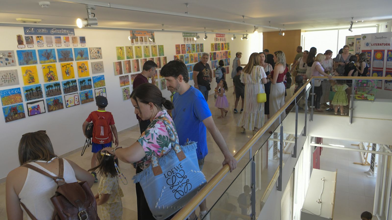 Exposición del colegio Isabel la Católica de la Zubia