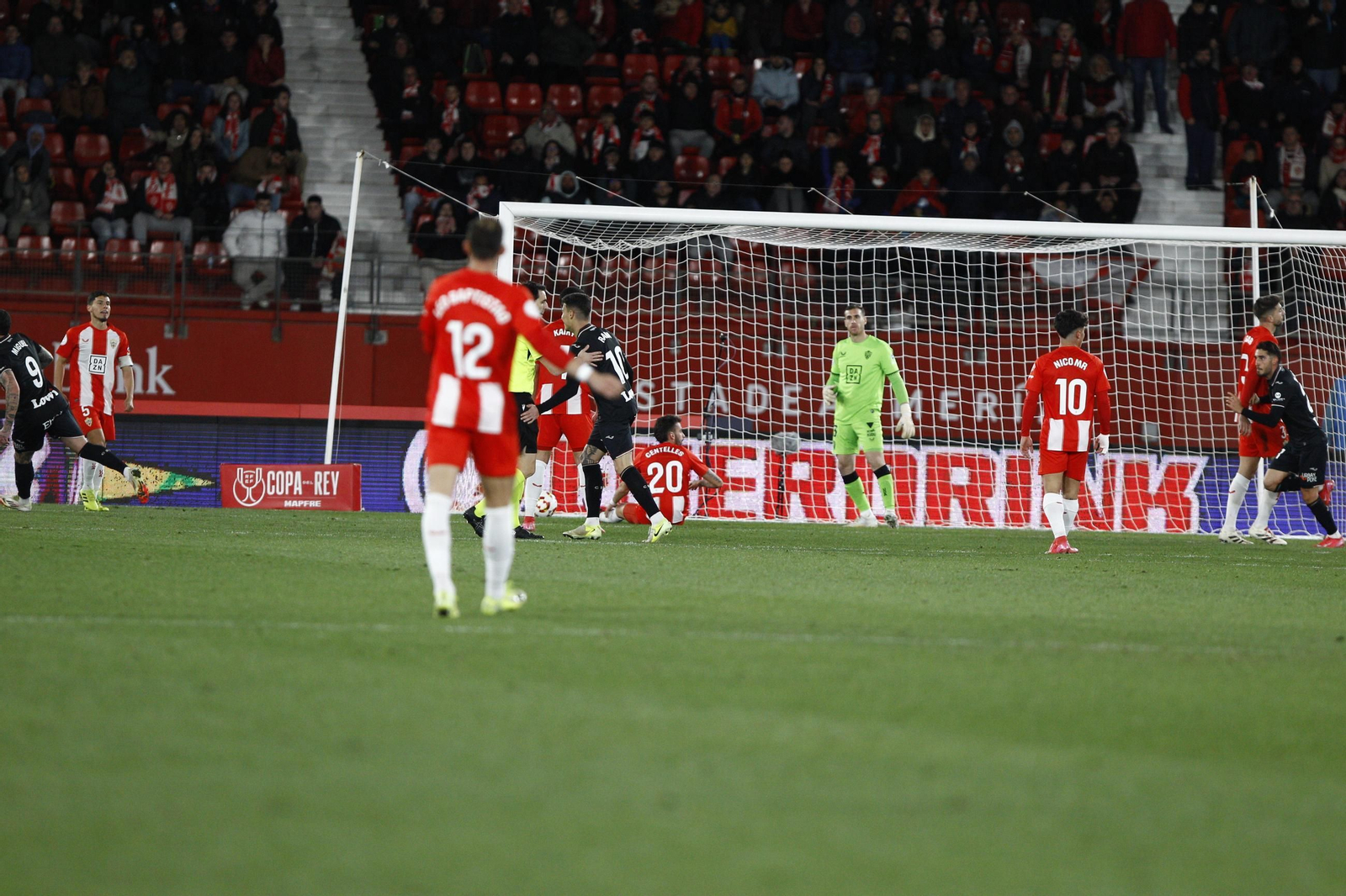 El partido U.D. Almería-C.D. Leganés de Copa del Rey, en imágenes