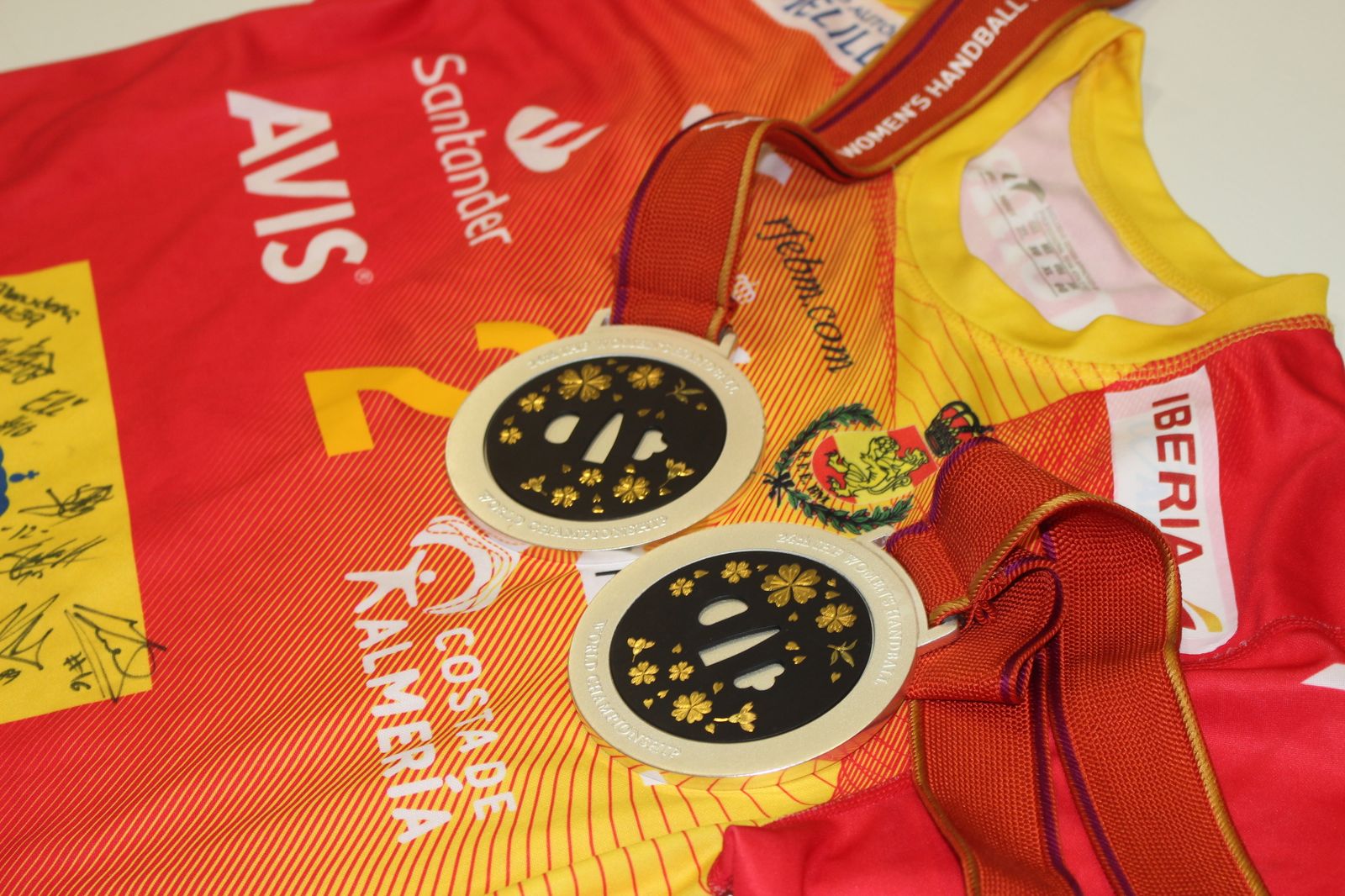 Las fotos de la rueda de prensa de Sole y Marta López