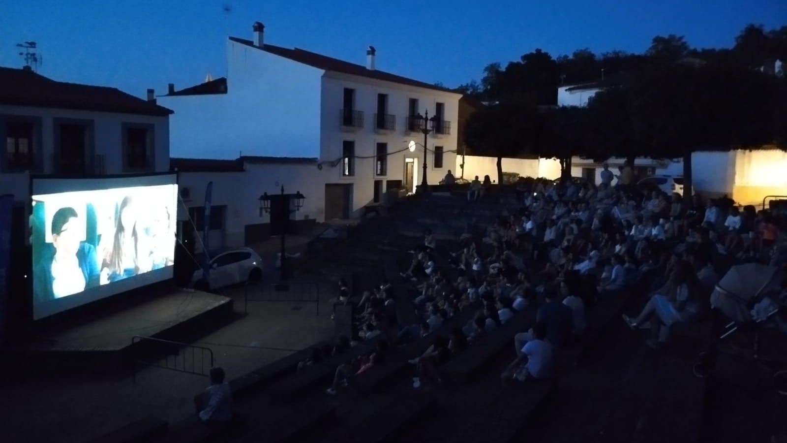 Cine de verano en Jabugo.