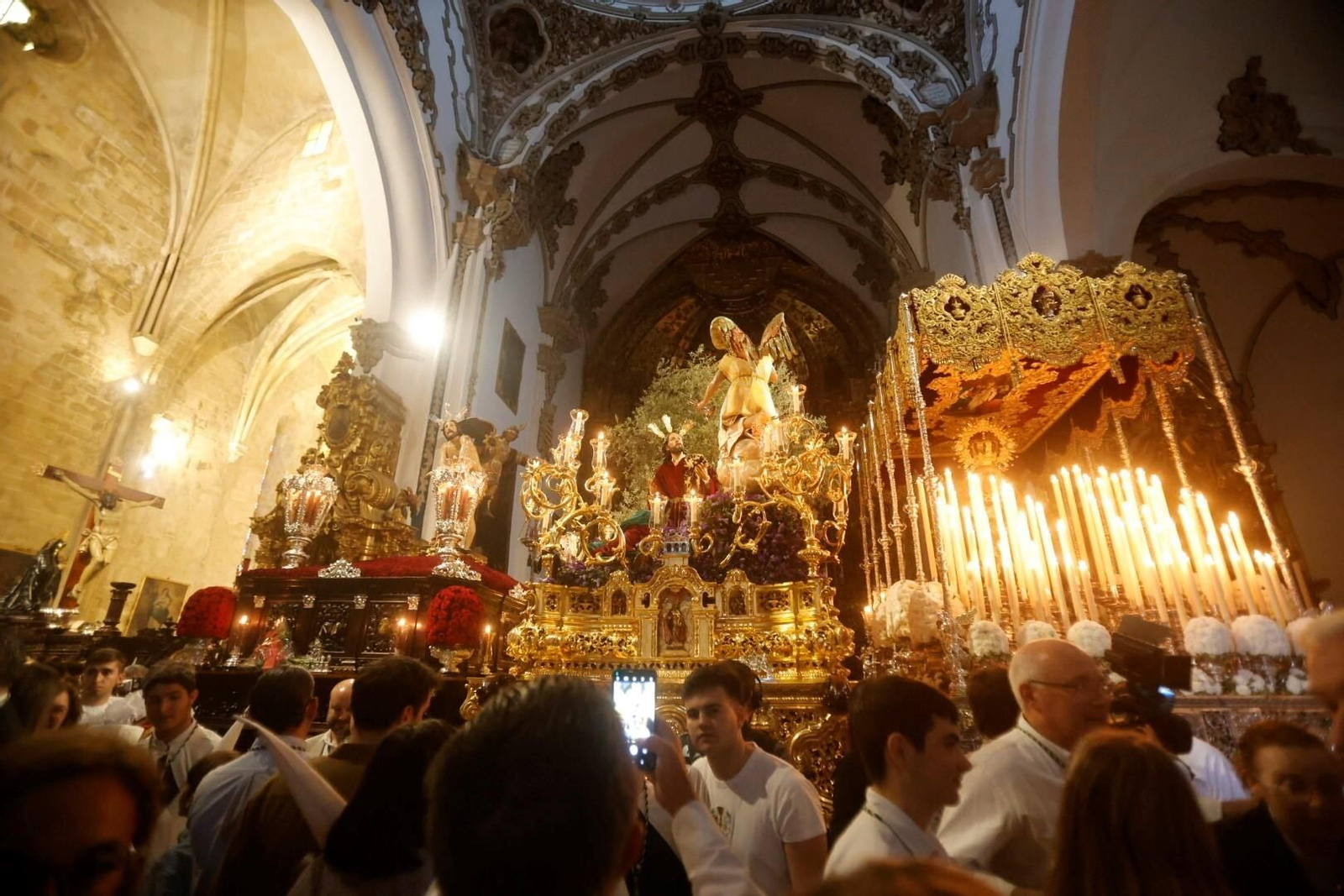 Intimidad en San Francisco con el Huerto en este Domingo de Ramos en Córdoba, en imágenes