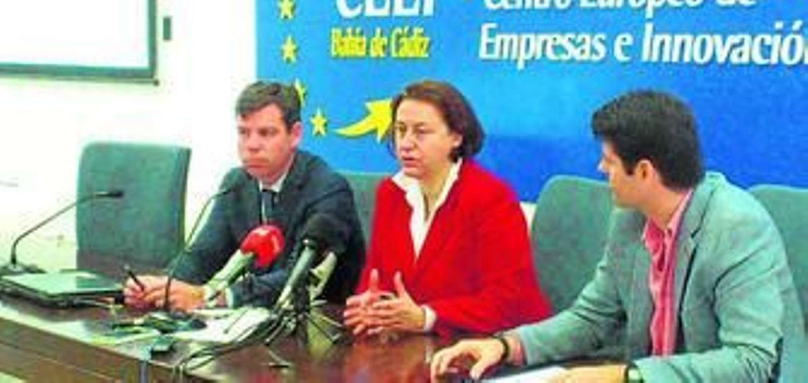 Un momento de la presentación del máster sobre aplicaciones móviles