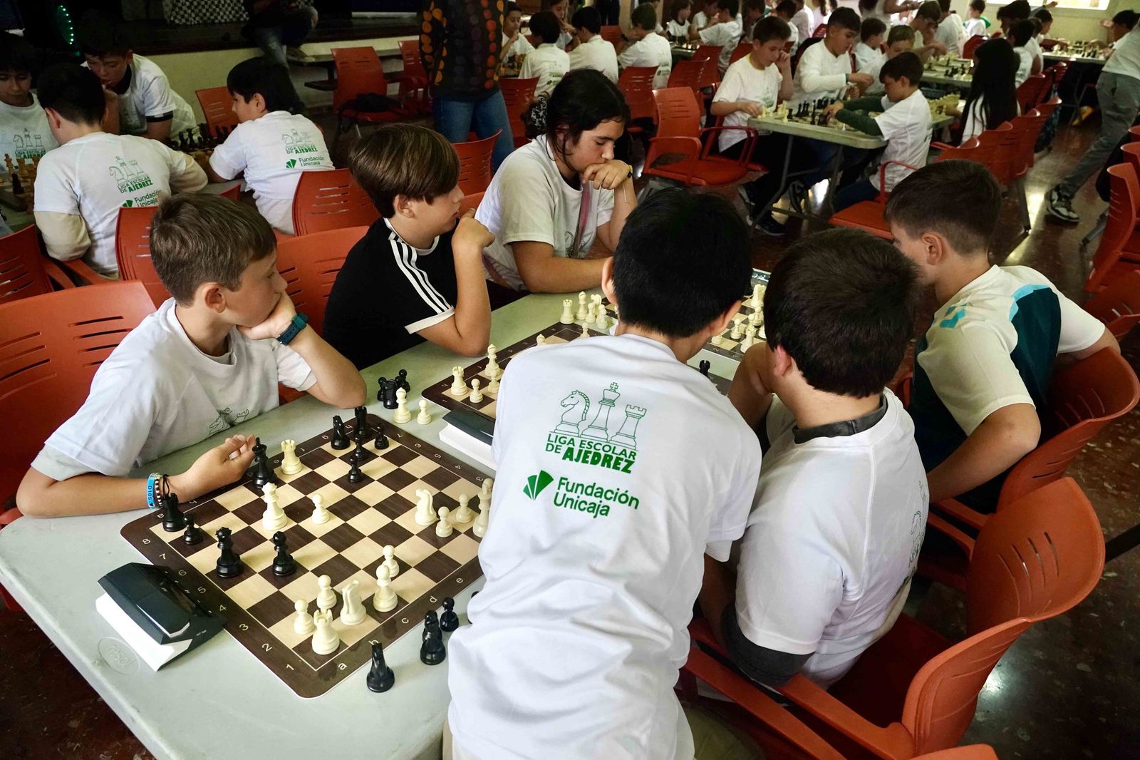 Diez ganadores destacan entre 180 escolares en la VI Liga de Ajedrez de ...