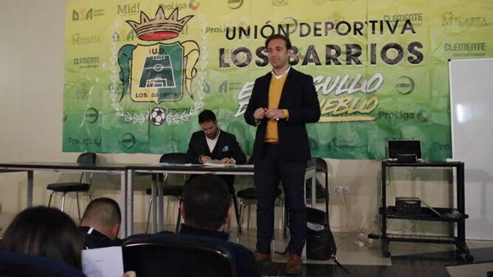 Álvaro Moya, presidente de la UD Los Barrios, admite que la situación es delicada.