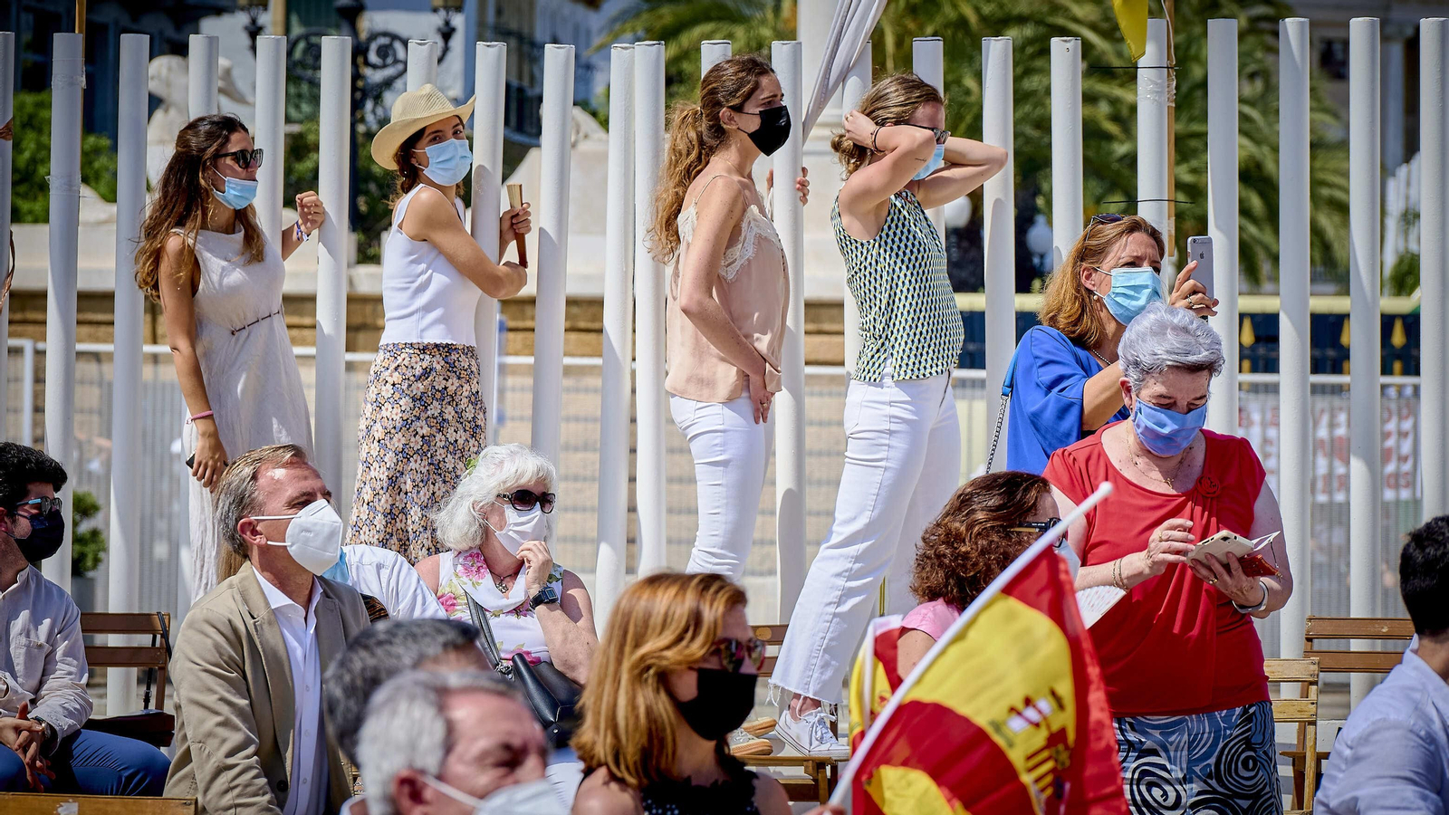 Recibimiento al buque escuela de la Armada española 'Juan Sebastián de Elcano'