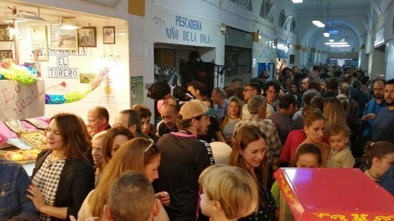 Tosantos 2019 en el Mercado de Puerto Real