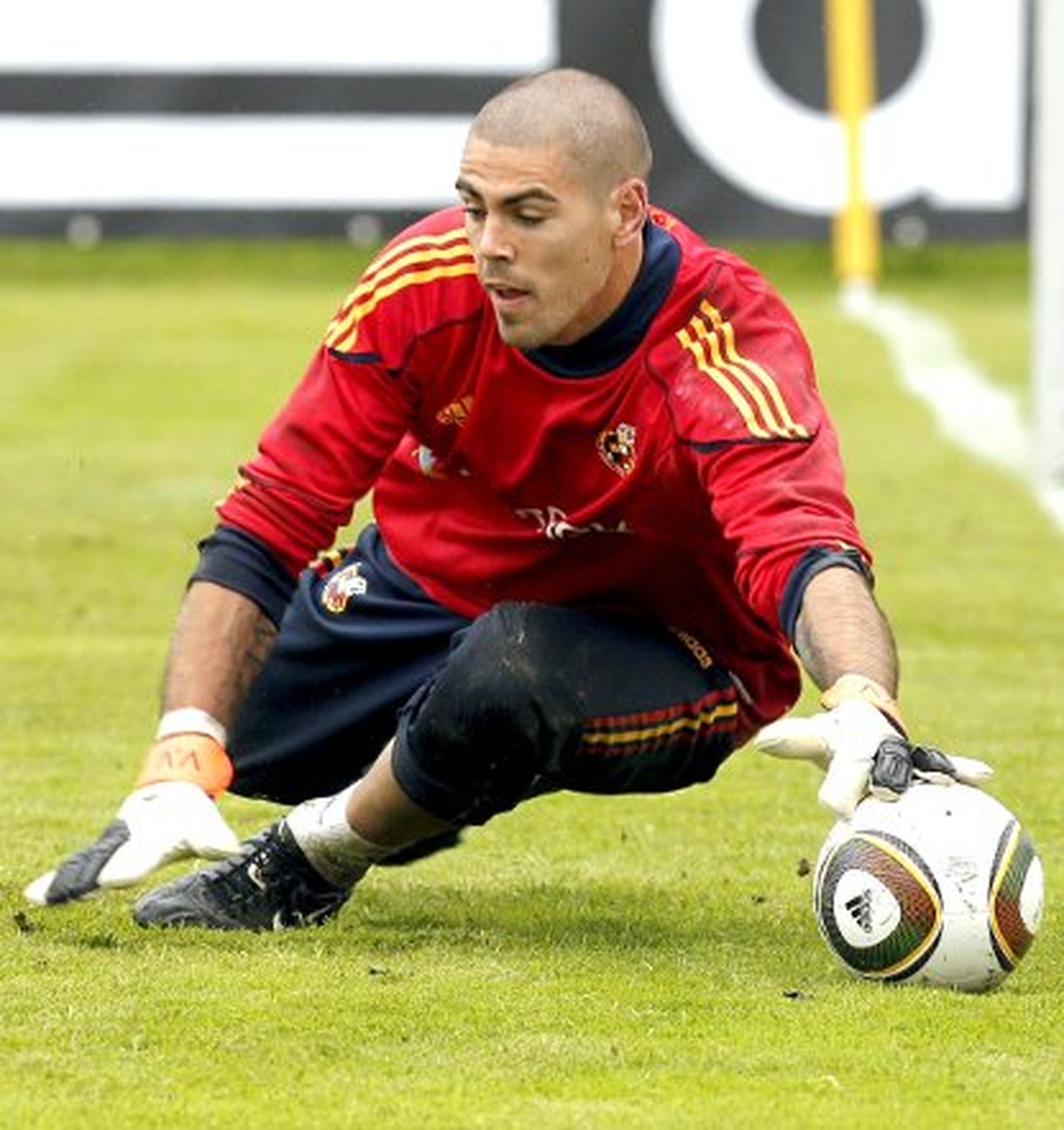 Valdés: "No entendería que se dudase de Iker"