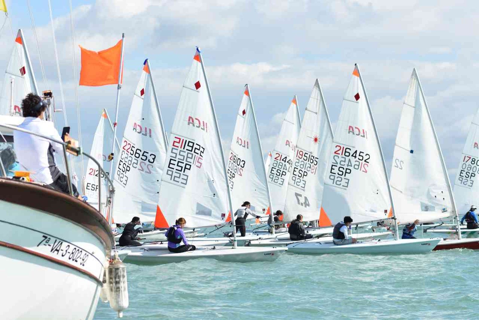 Imagen de archivo de una competición en aguas gaditanas.