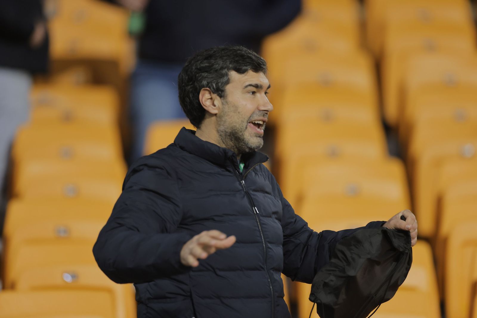 Buscate en las fotos del Betis - Feyenoord