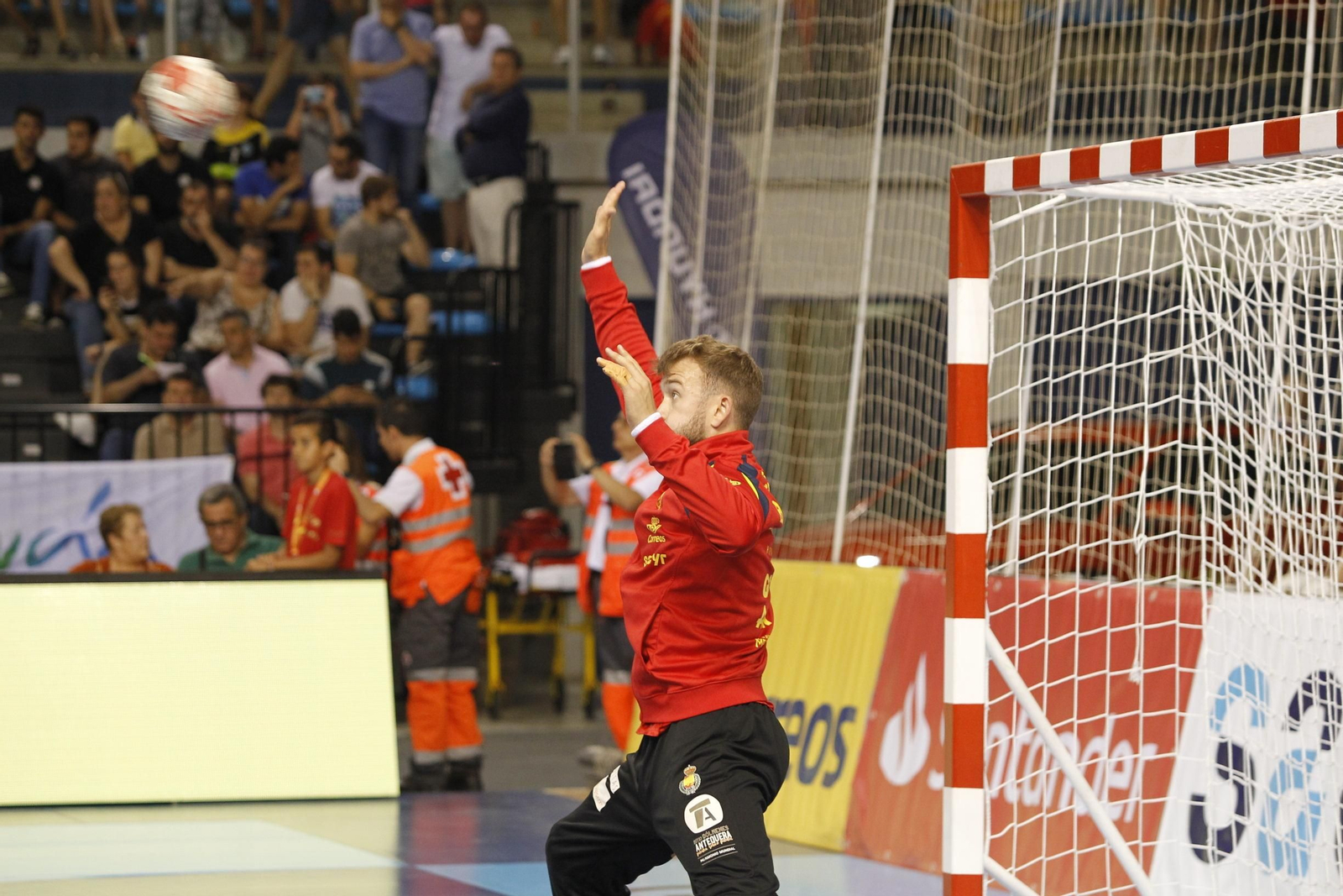 Fotogalería España-Suecia. Balonmano. Palacio Juegos Mediterráneos. Almería