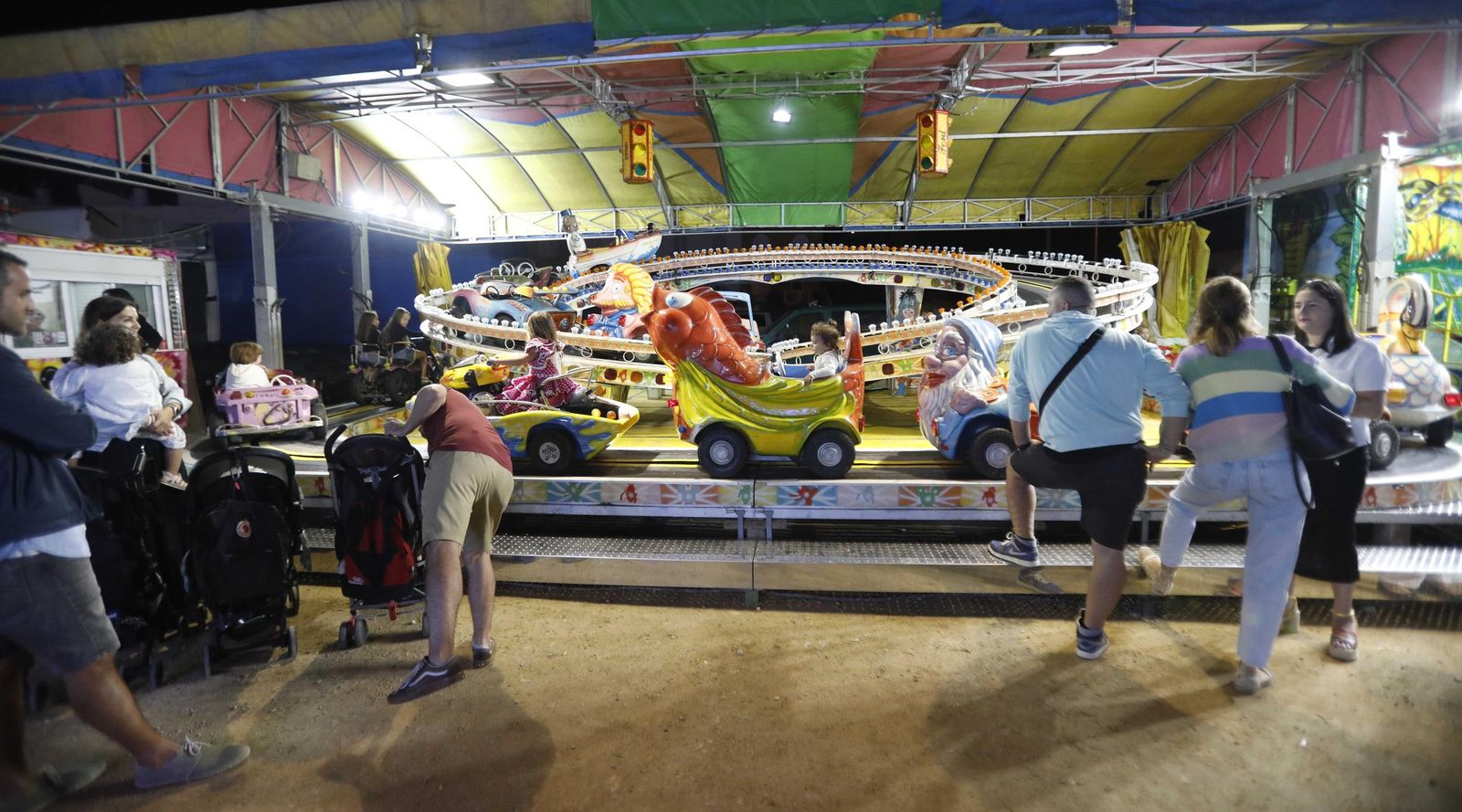 Búscate en las fotos del domingo en la Feria de Tarifa