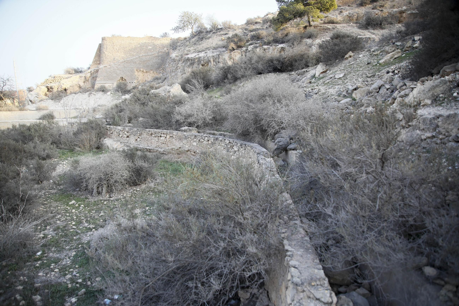 Imágenes de los refugios de la guerra civil descubierto en el barrio de Las Trincheras