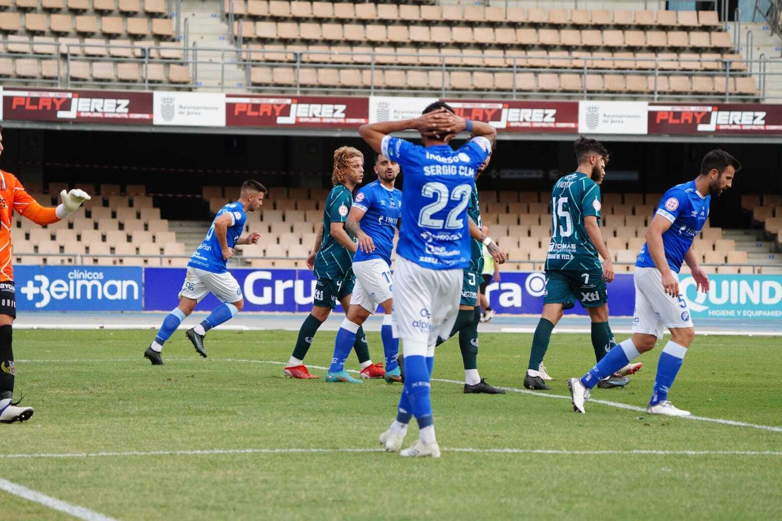 Los azulinos no pudieron nunca con un Yeclano sólido y atrevido.
