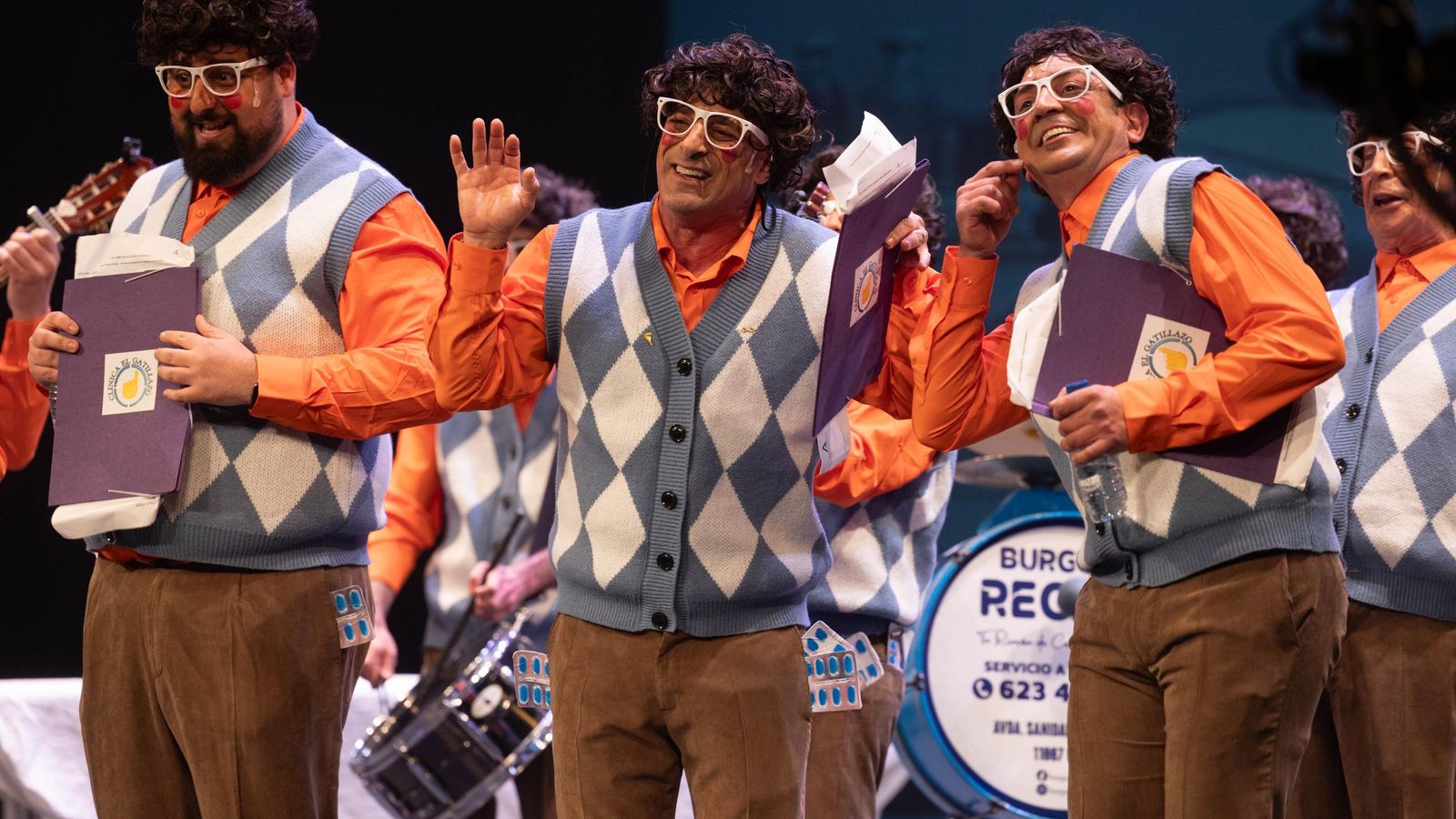 Chirigota Los auténticos pitorrisas. foto Lourdes de Vicente1.jpg