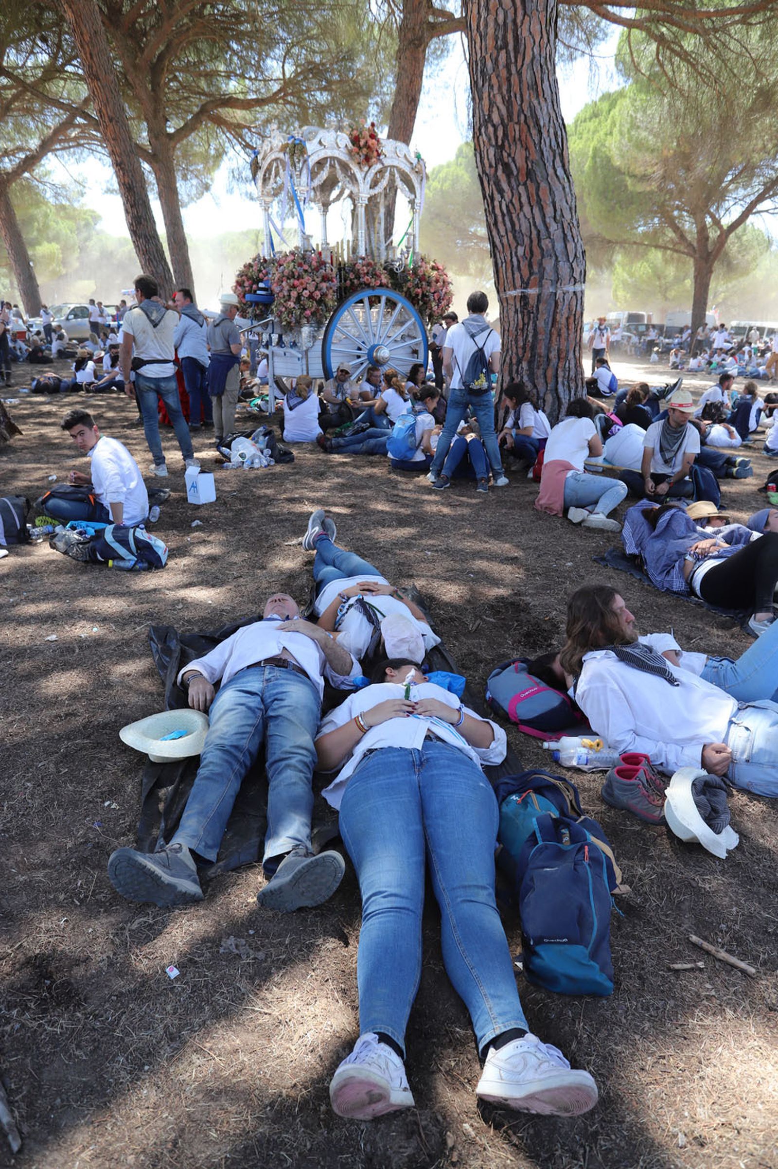 Imágenes de la Hermandad del Rocío de Huelva en el camino
