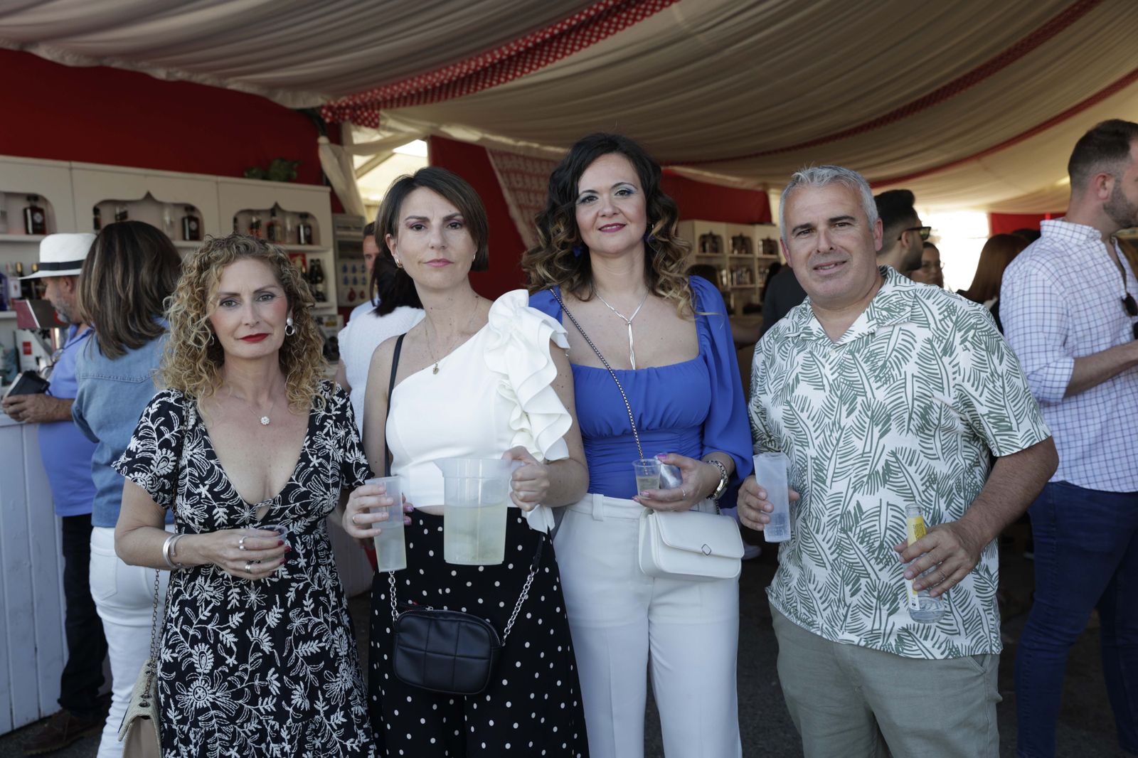 Búscate en las fotos del viernes en la Feria de Castellar