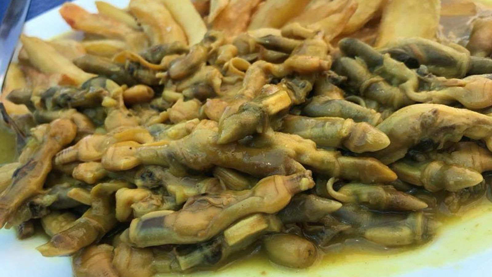 Navajas elaboradas de una manera diferente en El Pescador.