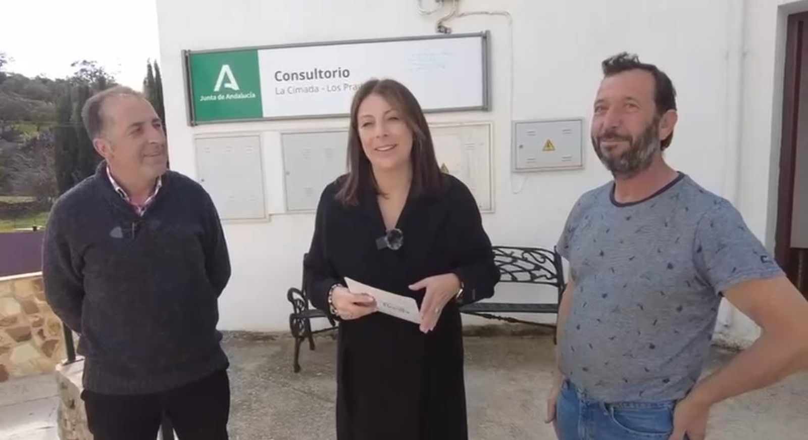 La alcaldesa de Ronda tras visitar el consultorio de Los Prados.