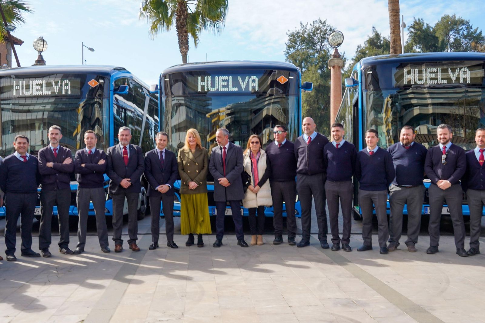 Imágenes de la presentación de los nuevos autobuses eléctricos