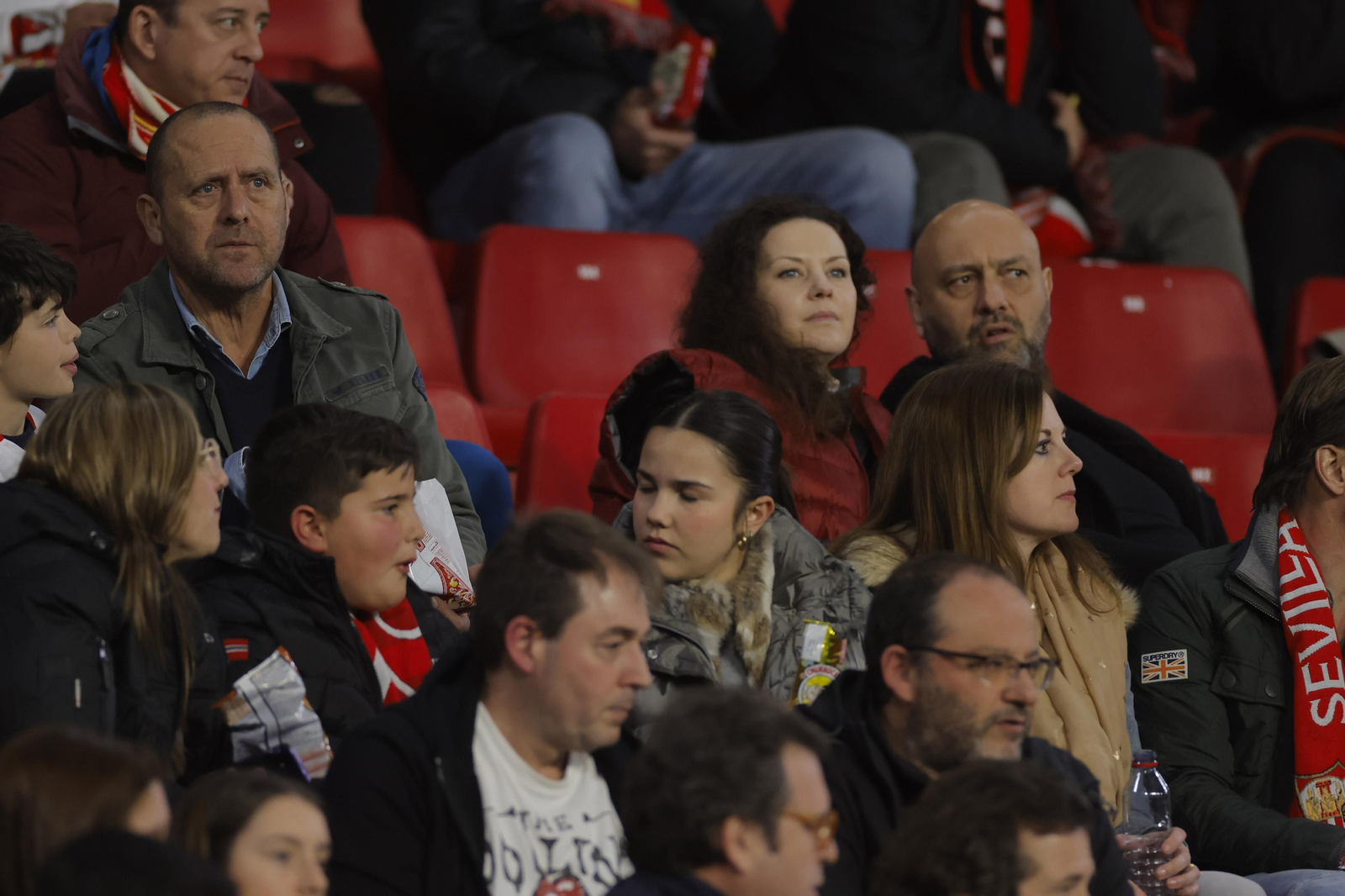 Búscate en las fotos del SEVILLA FC-PSV EINDHOVEN