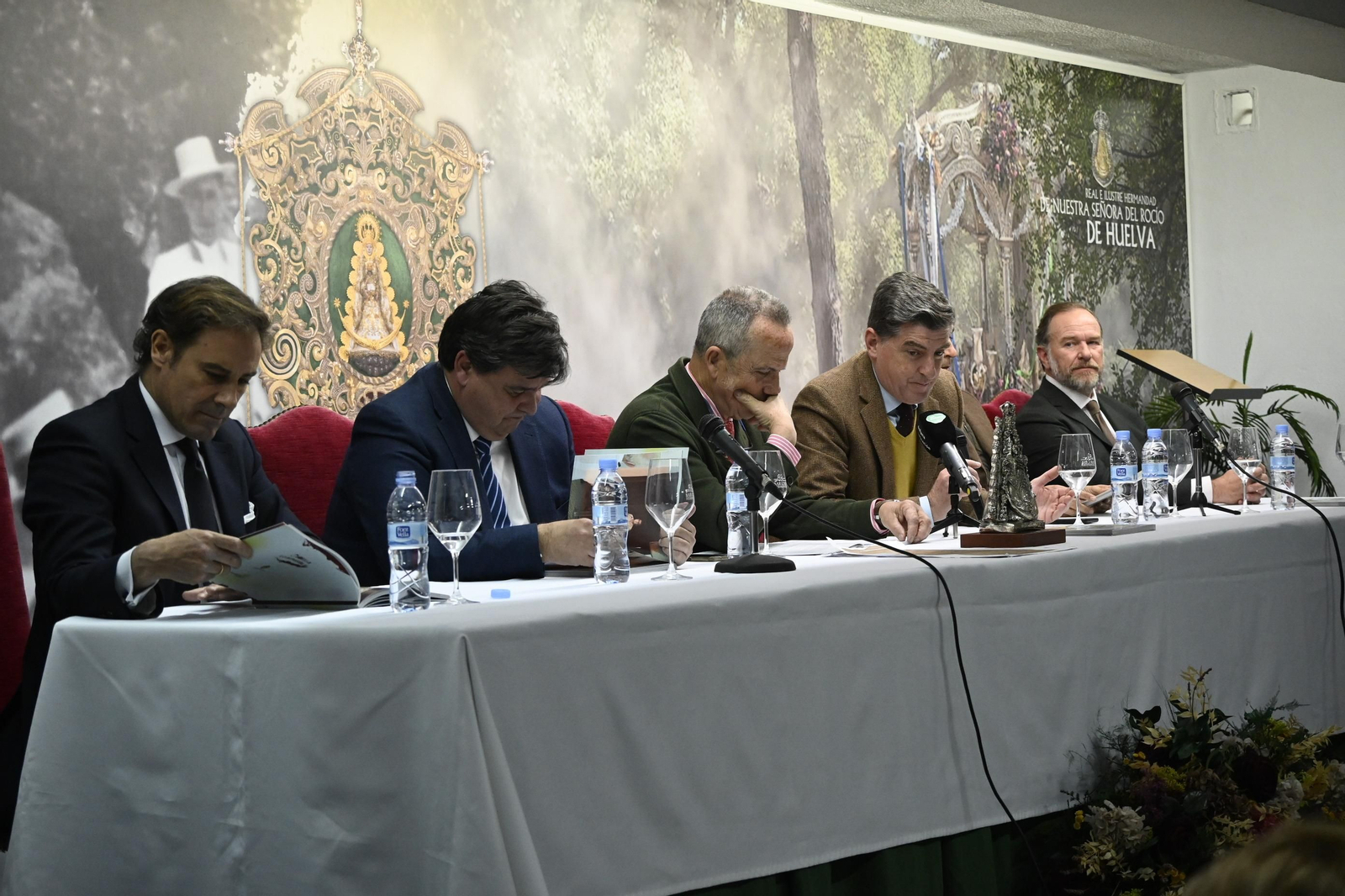 Presentación del Catálogo de la Exposición "Otorga lo Imposible" en imágenes