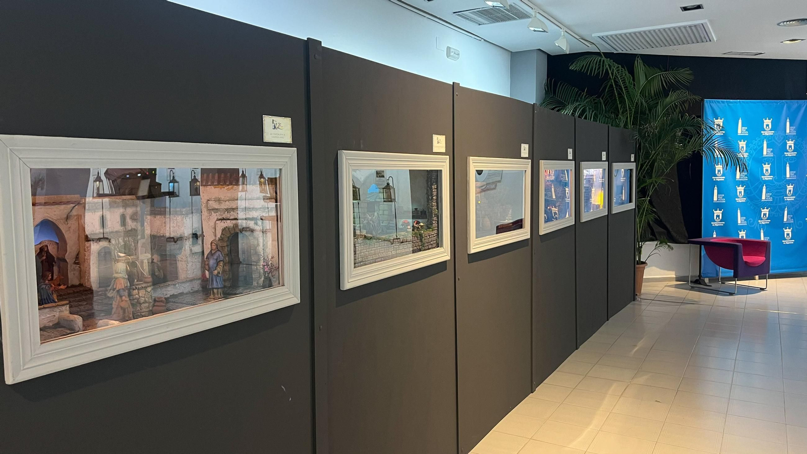 Fotos de la exposición belenista por el 25 aniversario de la asociación Oro, Incienso y Mirra en Algeciras