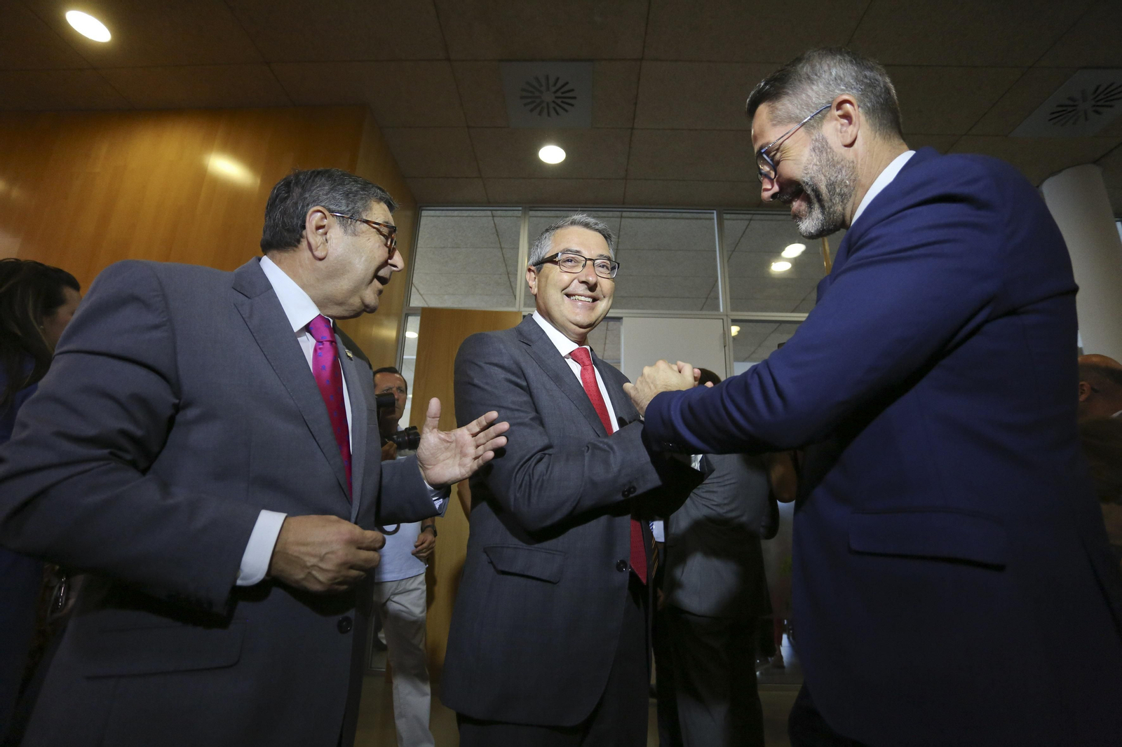 Las fotos del Pleno de la constitución de la Diputación de Málaga