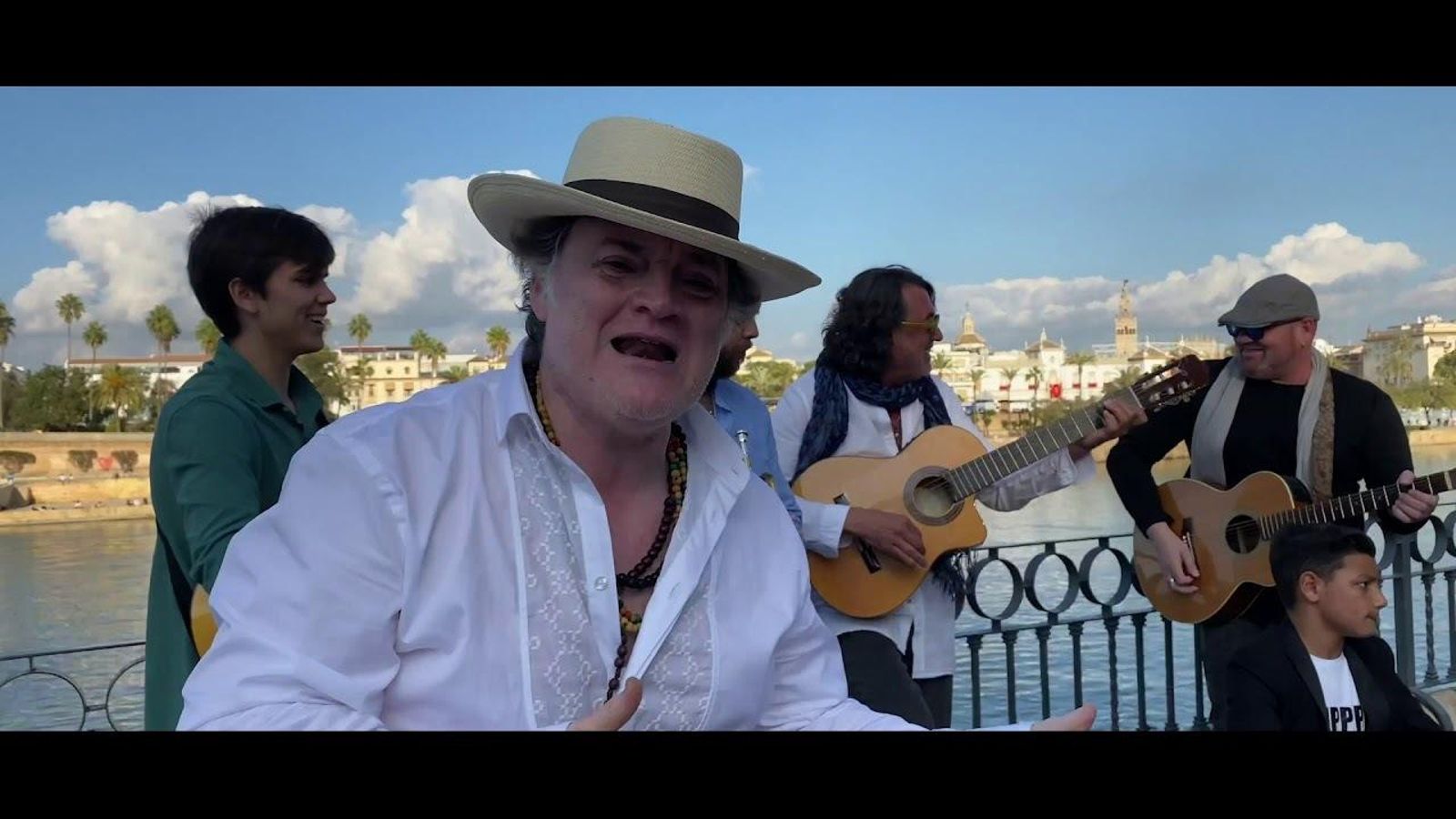 Vídeo de Los Alpresa, 'Donaire'