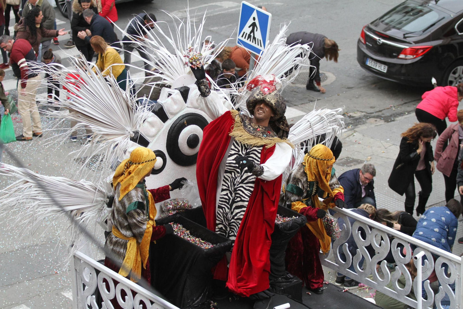 Cabalgata de los Reyes Magos 2018: Melchor, Gaspar y Baltazar adelantan su salida para llenar de ilusión las calles de Huelva