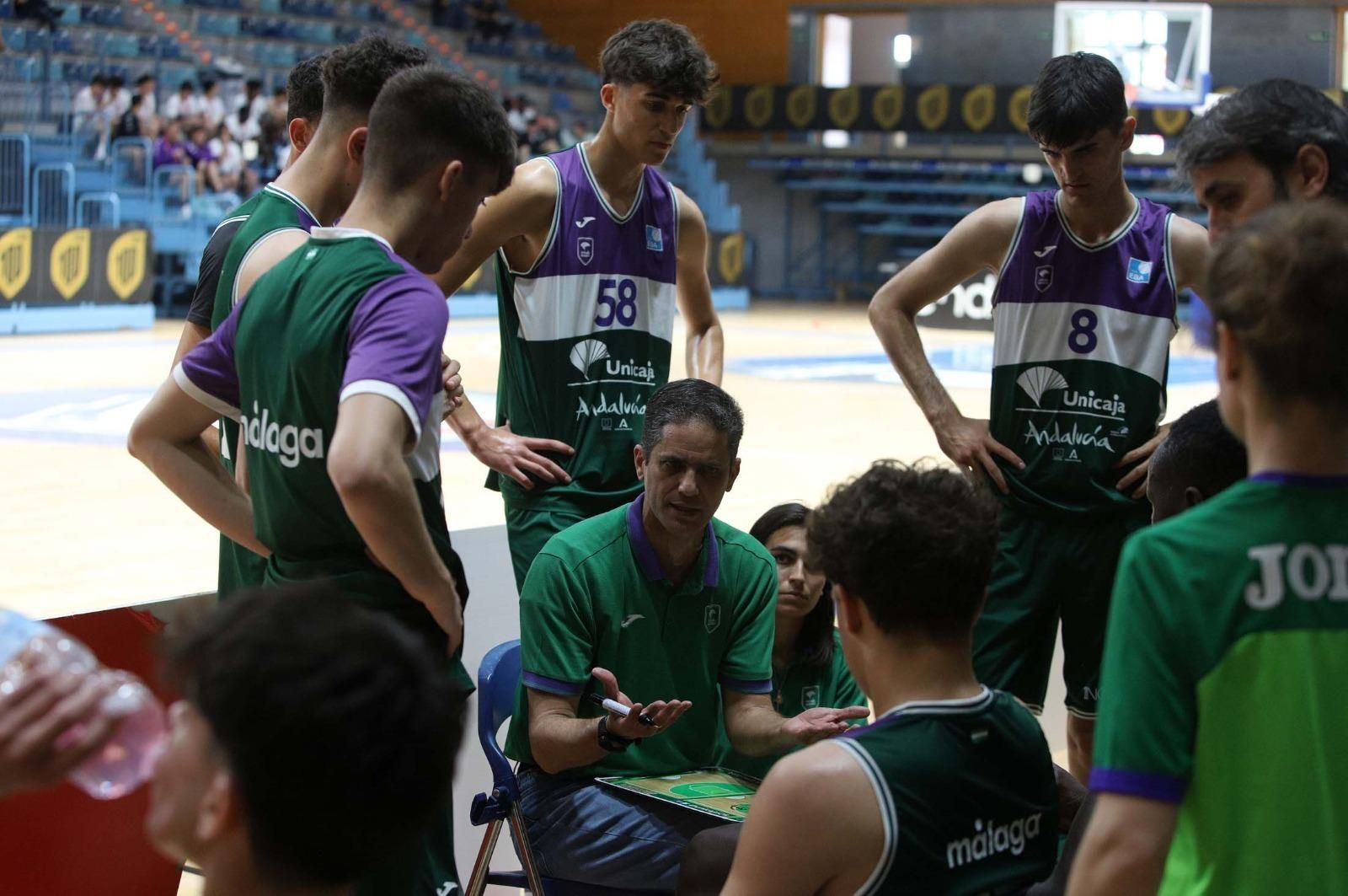 Imágenes del Campeonato de España Junior de baloncesto en Huelva