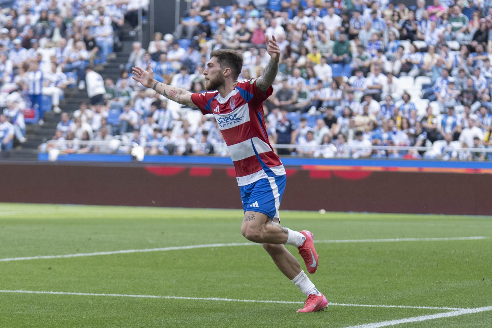 Las mejores imágenes de la victoria del Granada CF ante el Dépor