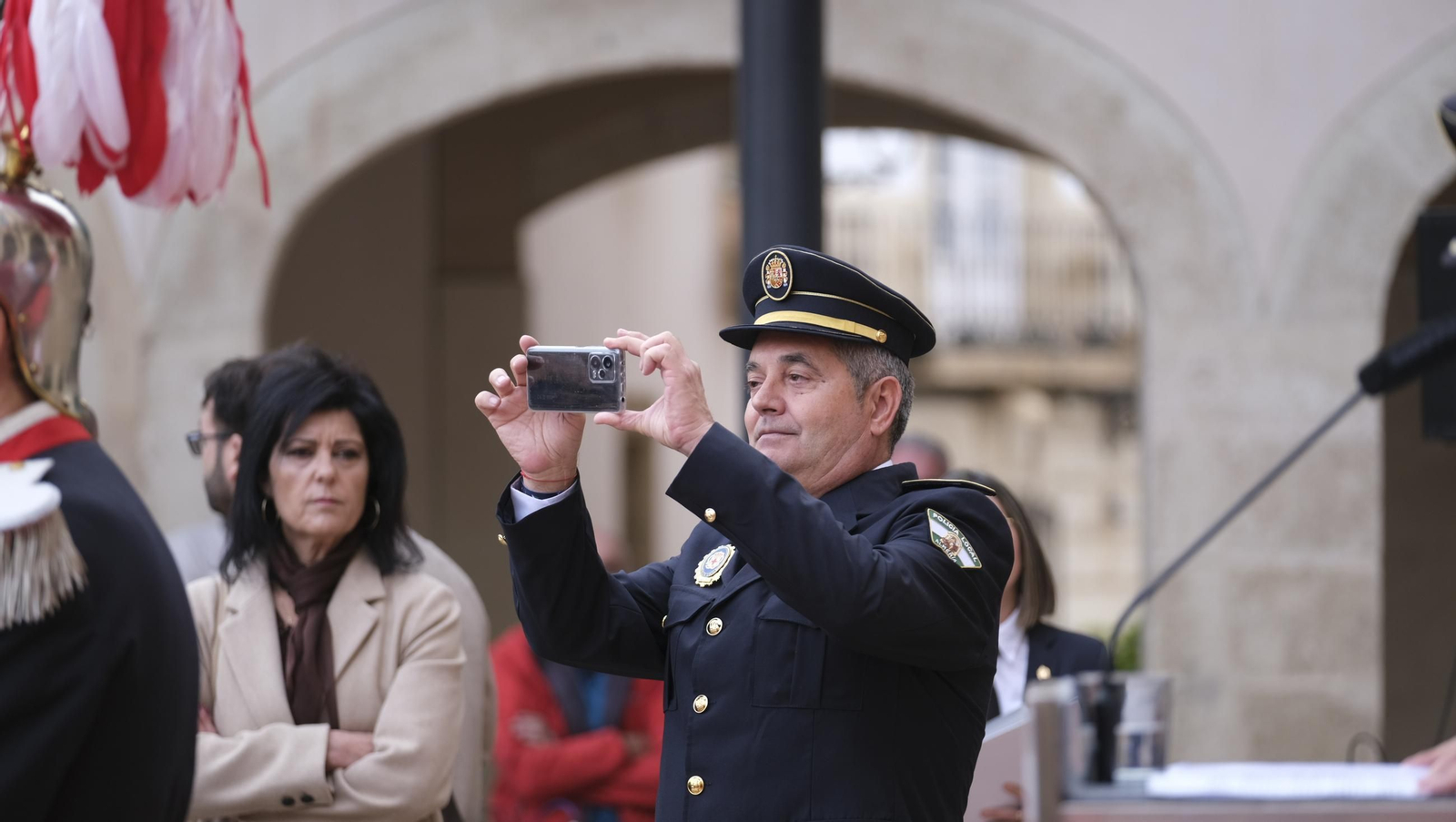 La Policía Local de Almería celebra su patrón San Esteban, en imágenes