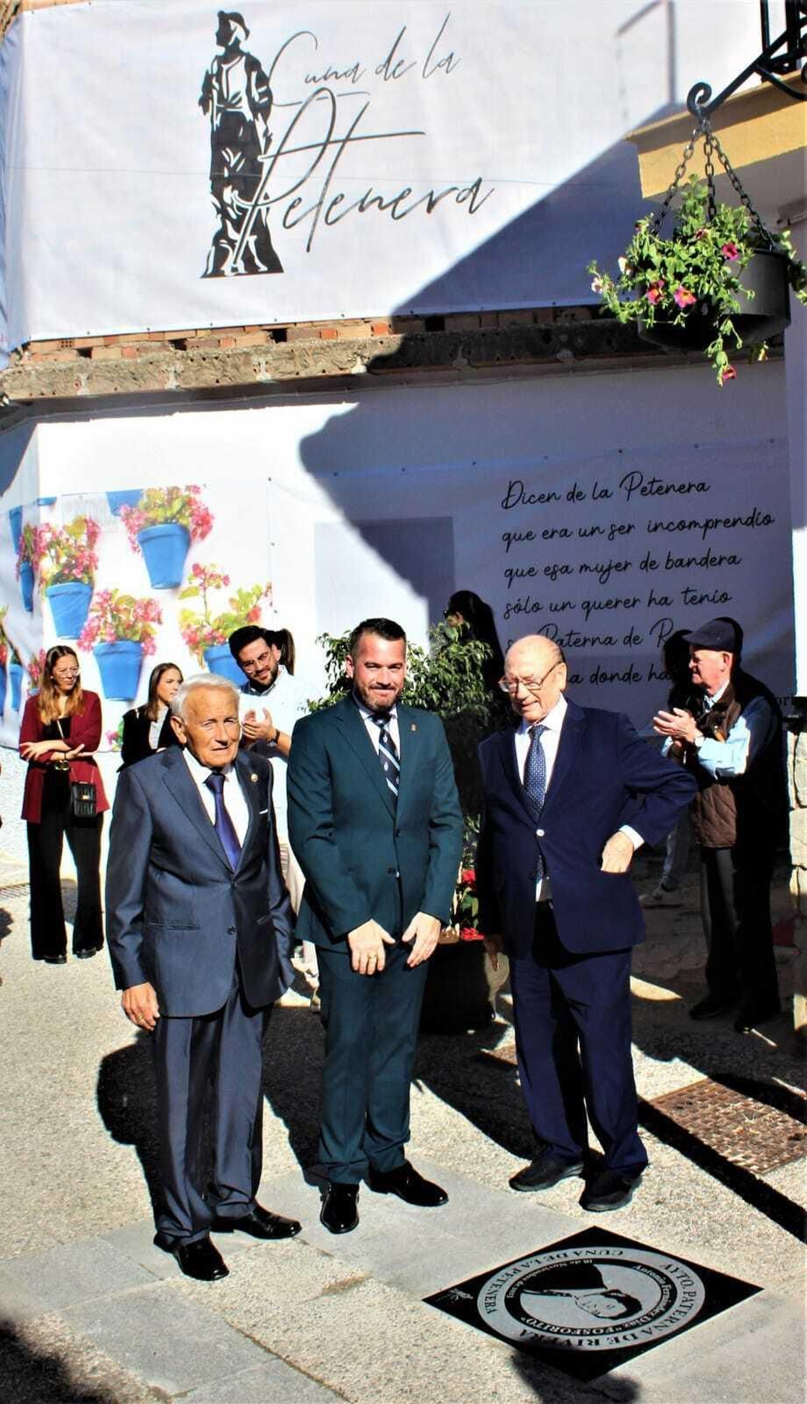 Imágenes: Paterna inaugura su Paseo Flamenco con 'Fosforito'