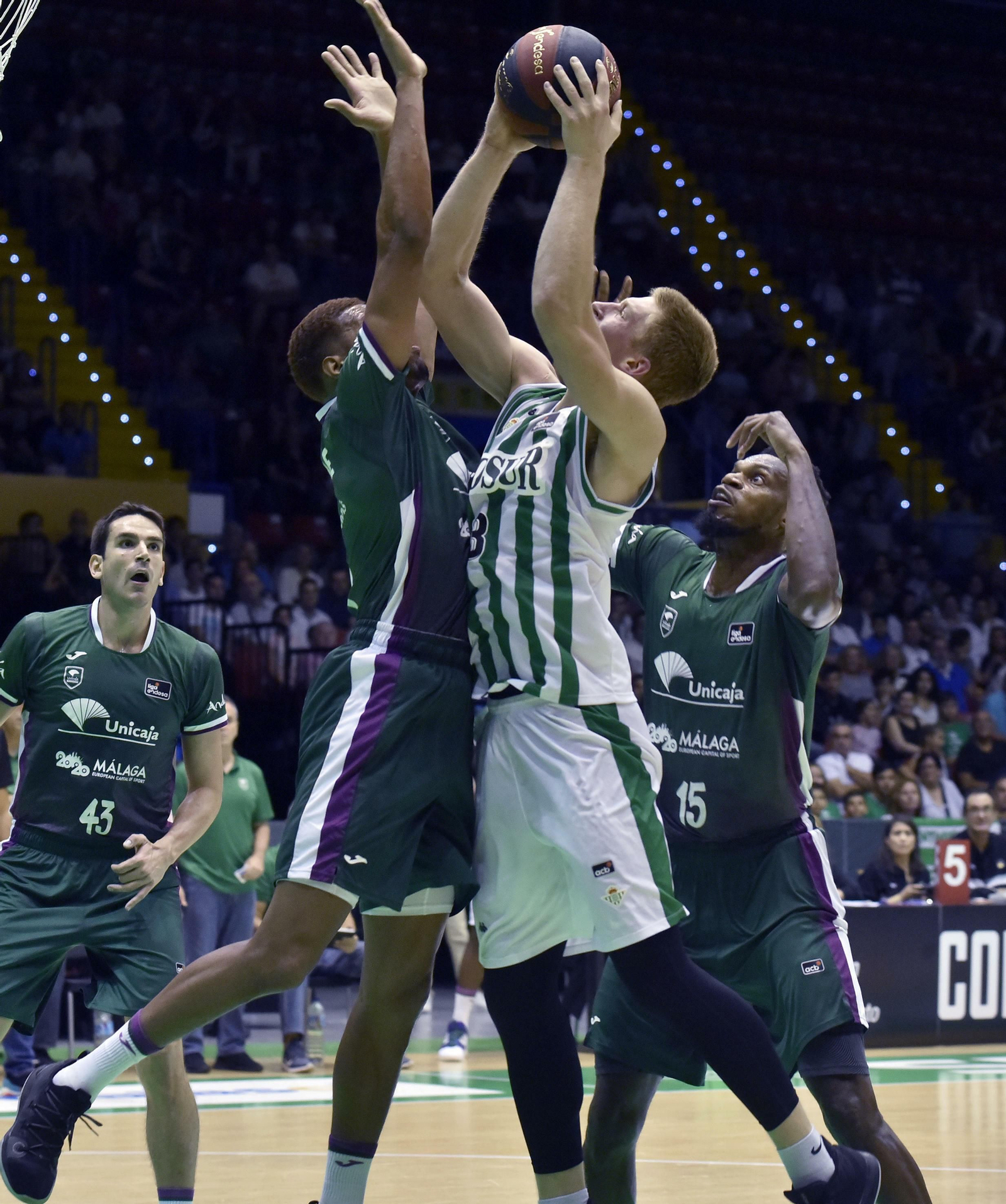 Las fotos del Real Betis-Unicaja de la Copa de Andalucía