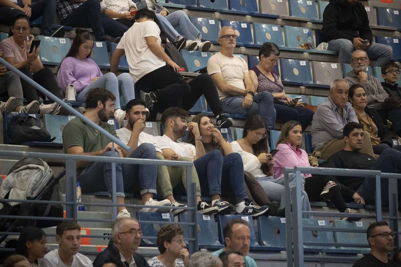 Imágenes del partido entre el Ciudad de Huelva y Biele ISB