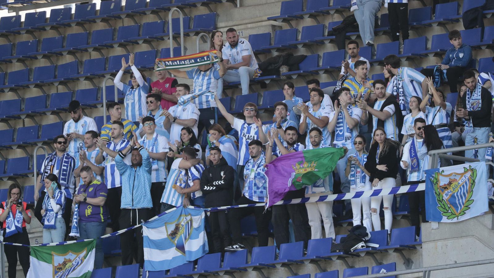 El Real Oviedo-Málaga CF, en fotos