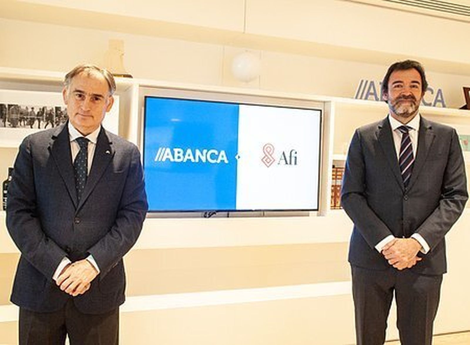 Juan Luis Vargas-Zúñiga, director general de Mercado de Capitales, Gestión y Distribución de Abanca, y César Cantalapiedra, socio director del área de Finanzas Públicas de Afi.