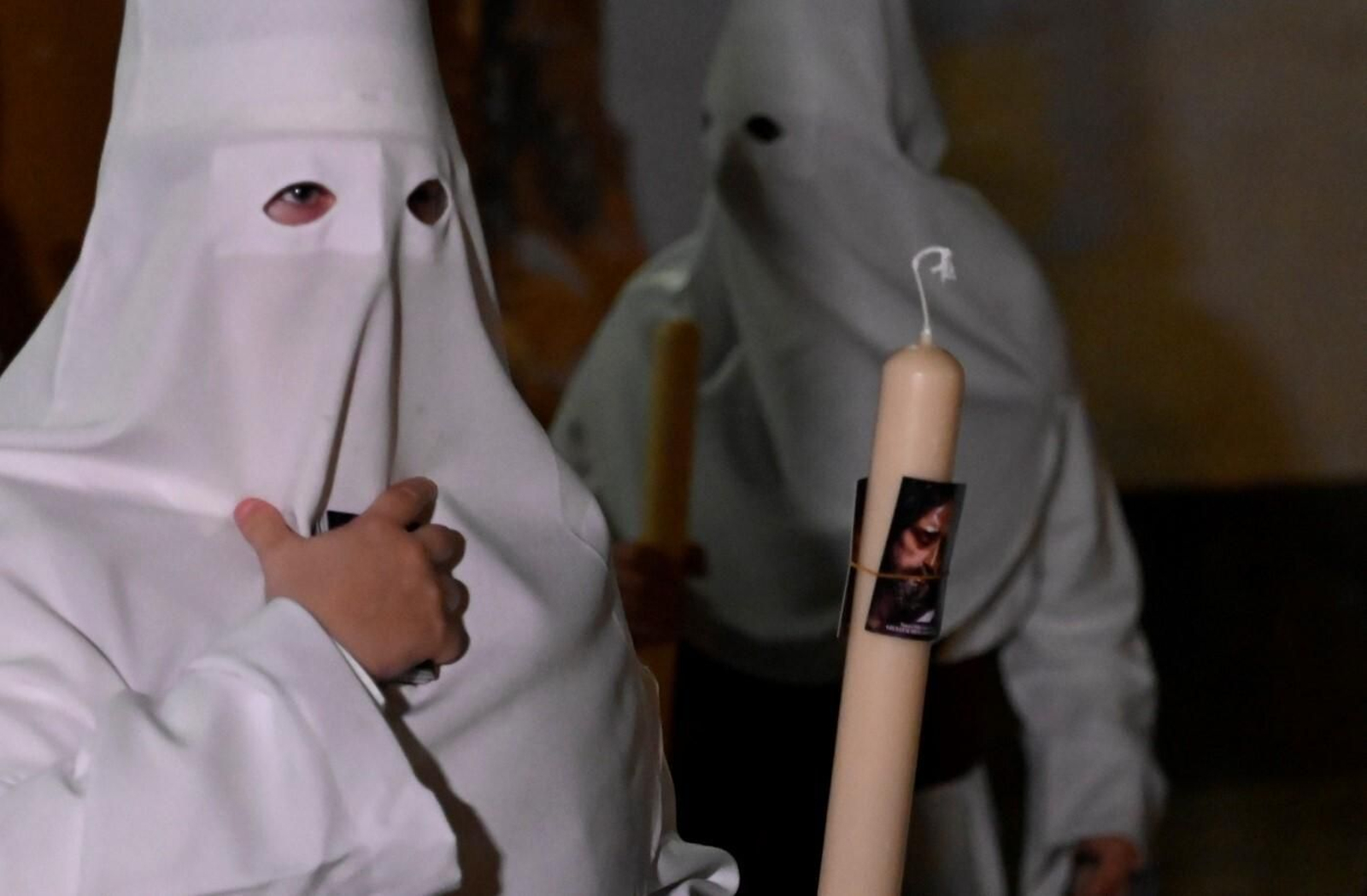 El Señor de la Salud da luz al Jueves de Pasión en Córdoba, en imágenes