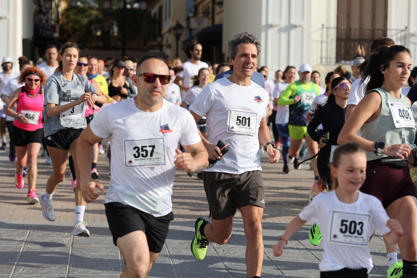 La Carrera Solidaria por el Día de la Mujer McArthurGlen, en fotos