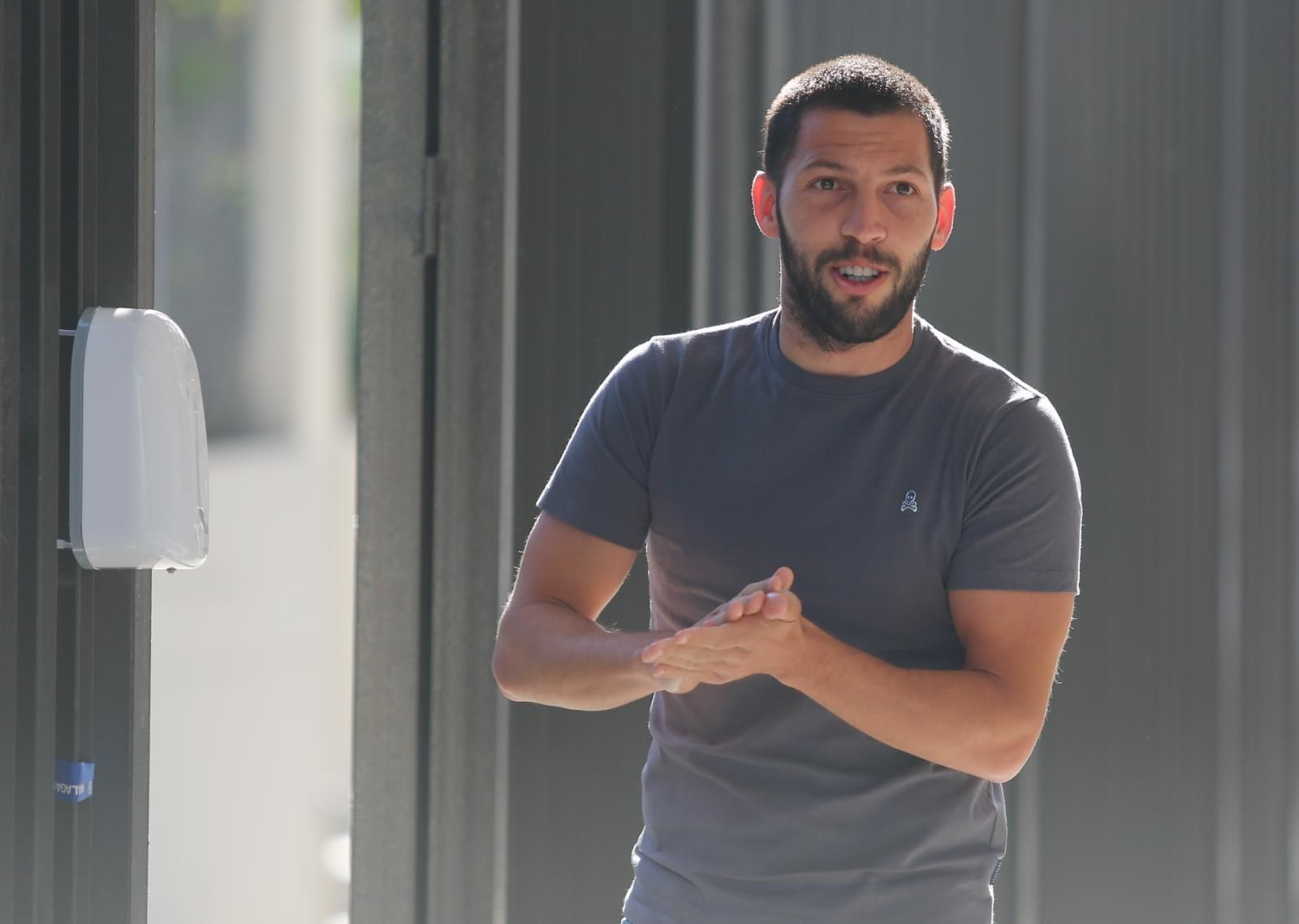 Las fotos de los jugadores del Málaga CF en La Rosaleda para los test