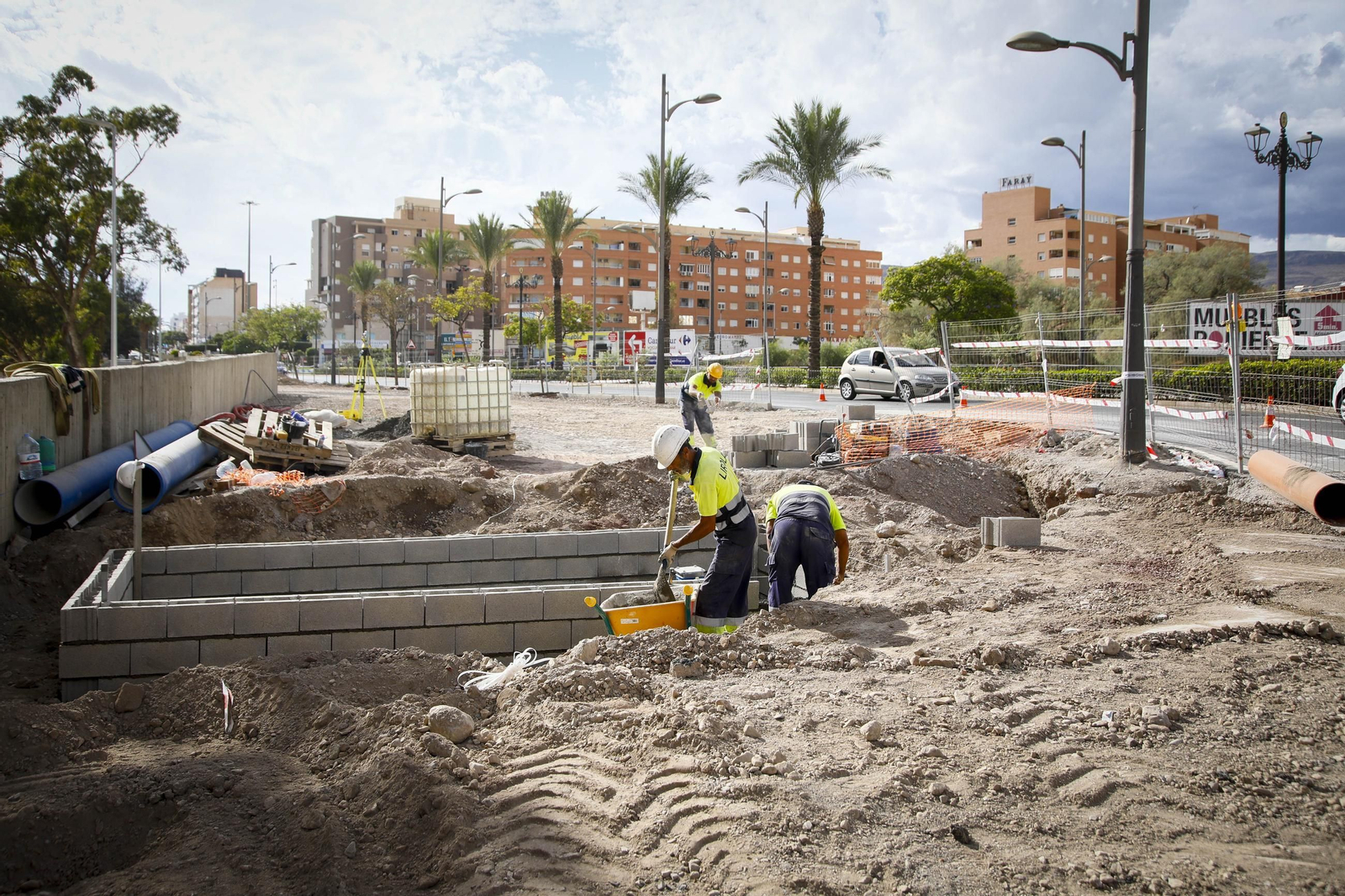 Te contamos en imágenes como avanzan las obras de la rambla de San Antonio en Aguadulce