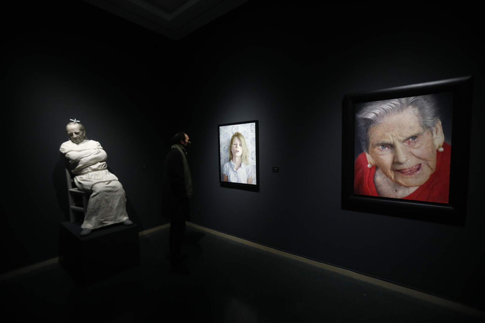 La exposición 'El renacer de la figuración' en la sala Vimcorsa de Córdoba, en imágenes