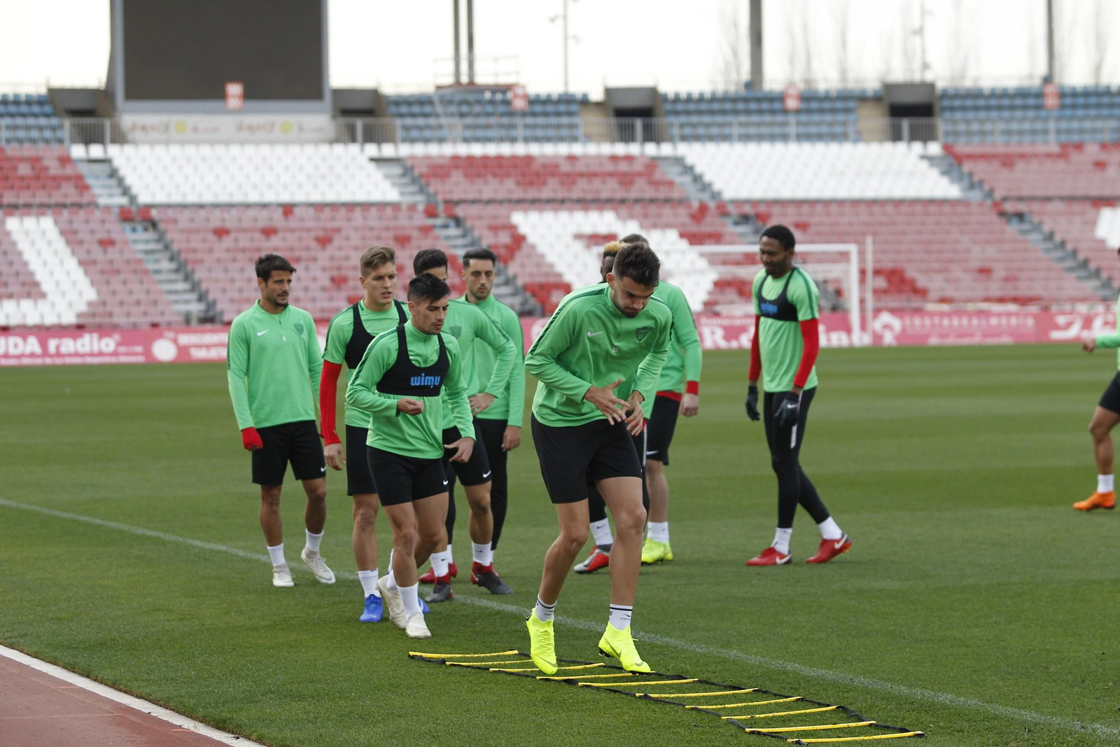 Fotogalería del primer entrenamiento de Demerovic