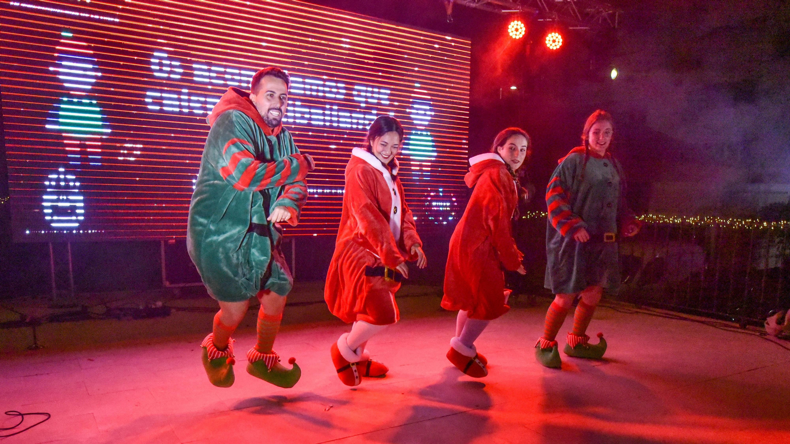 La yincana solidaria 'A por el gordo' en La Línea, en imágenes