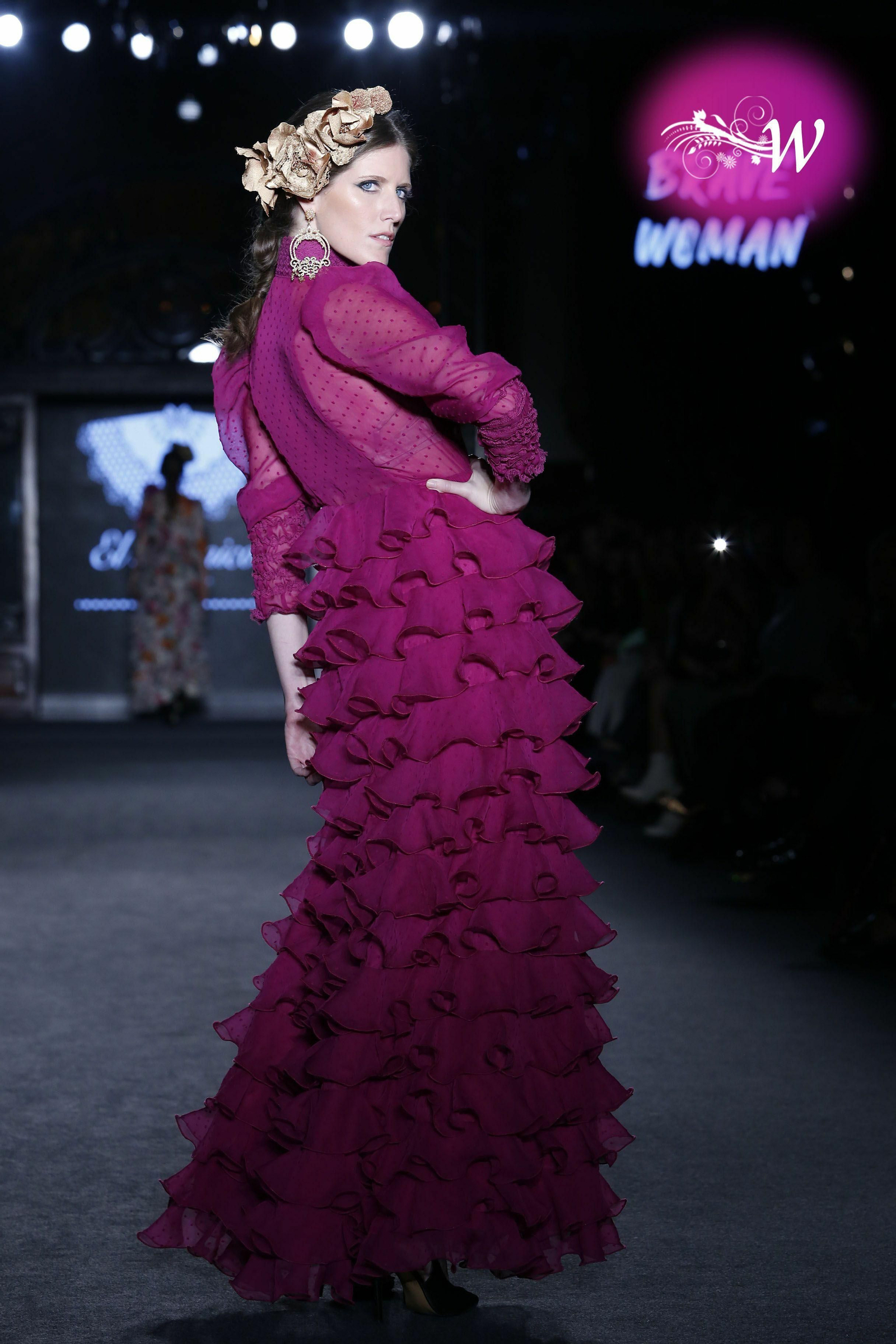 El abanico artesanía expone su colección 2020 en un desfile en We Love Flamenco, todas las fotos