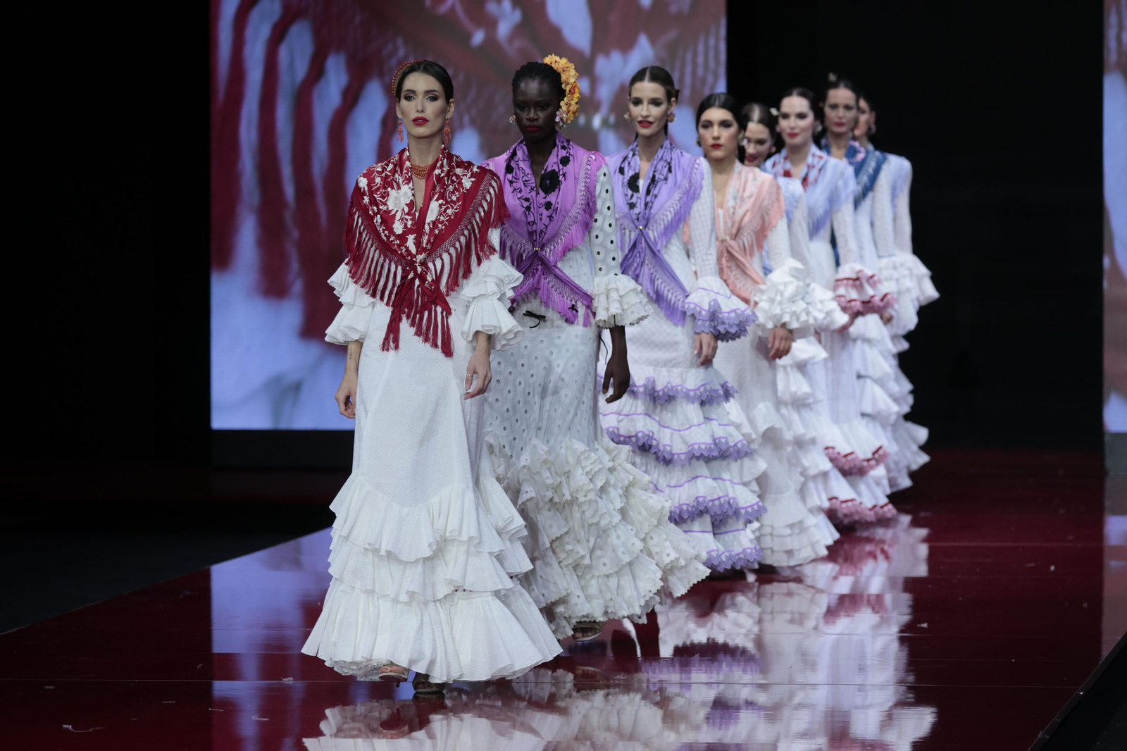 El desfile de Mi Abril en SIMOF 2022, todas las fotos