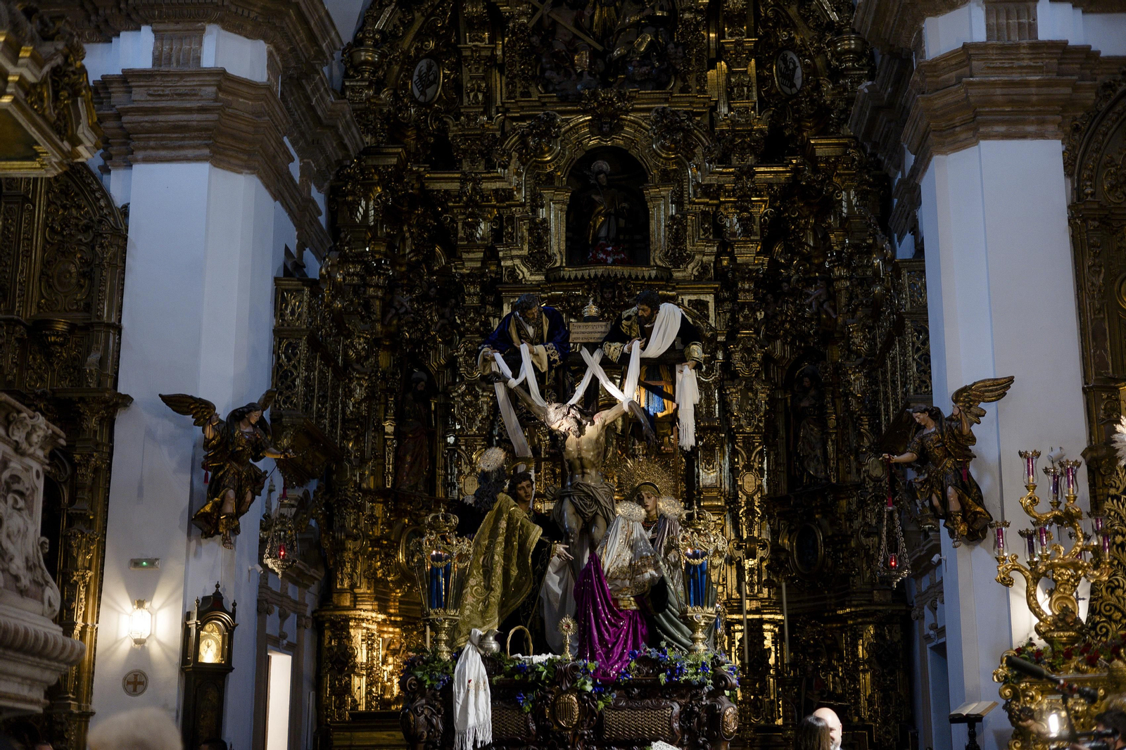 Las imágenes de la cofradía del Descendimiento este Viernes Santo en la Semana Santa de Cádiz de 2024