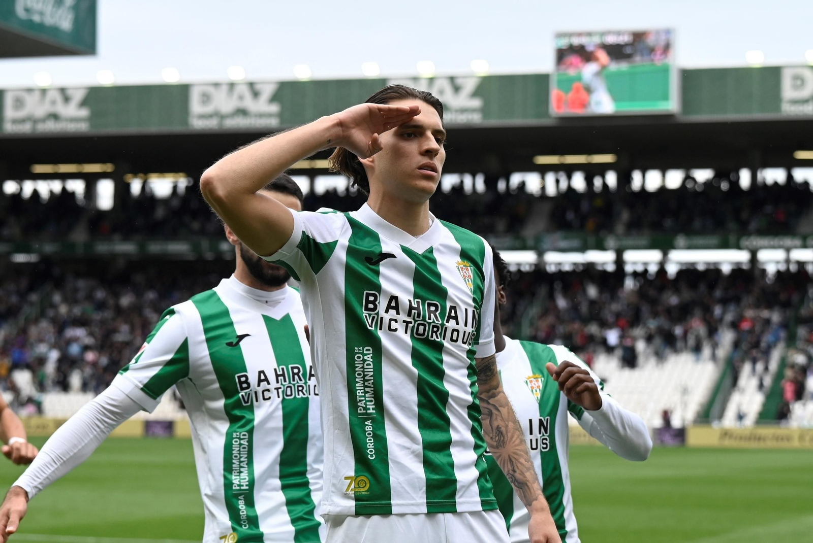 Álex Sala celebra un gol con el Córdoba CF durante un partido del curso pasado.